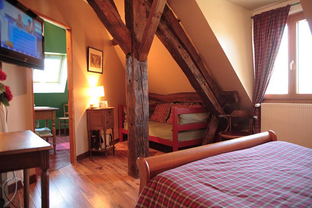 Chambres D'Hotes Les Charmettes Rang Room photo